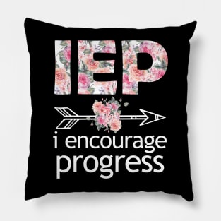 special education teacher shirt cheetah, iep i encourage progress, Flower Pillow