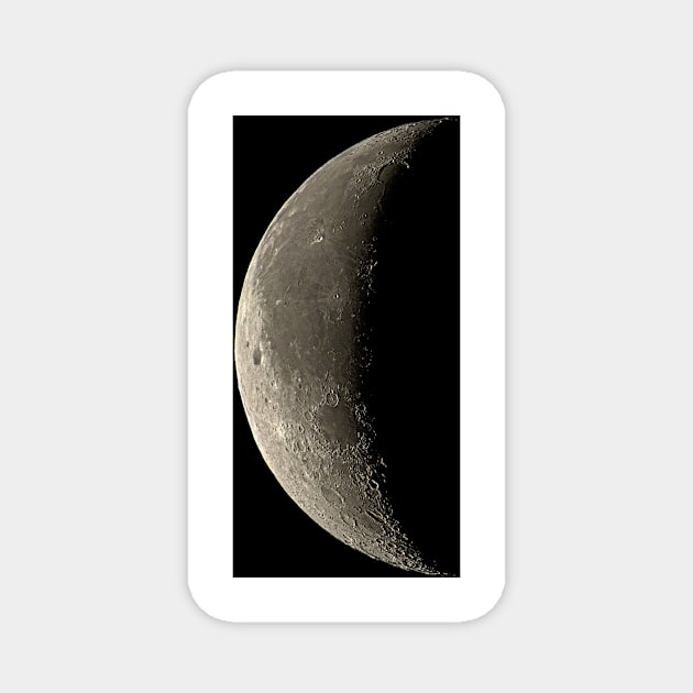 Waning crescent Moon (R340/0667) Magnet by SciencePhoto