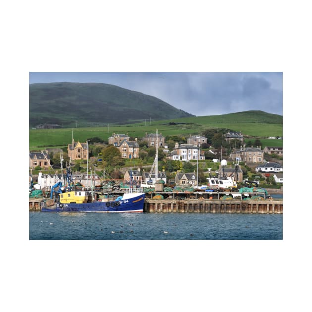 The fishing boat in harbour at Campbeltown, Scotland by richflintphoto