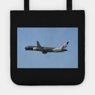 Boeing 777 Tote