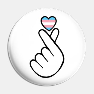 heart fingers - trans Pin