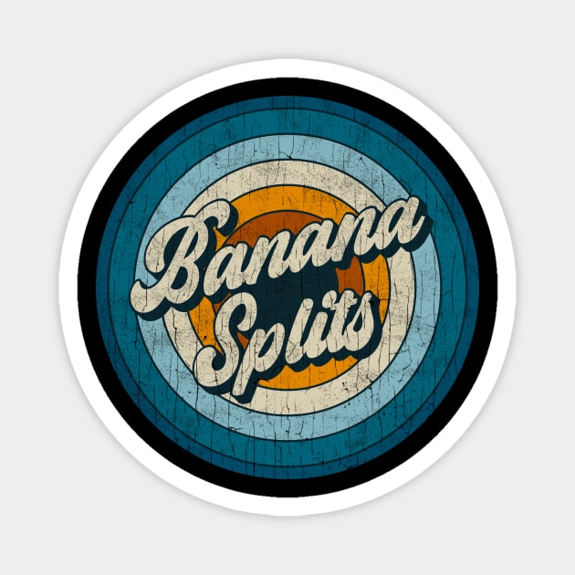 Banana Splits - Retro Circle Vintage Magnet by Skeletownn