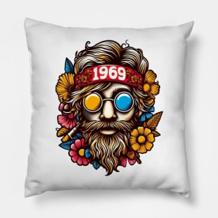 hippie woodstock 1969 Pillow