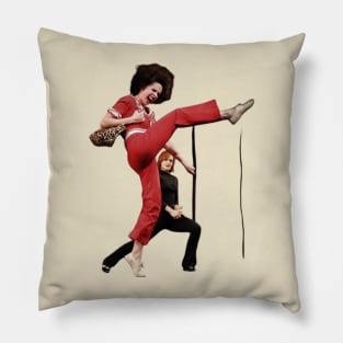 sally o'malley I'm 50 i like to kick, streth, and kick! Pillow