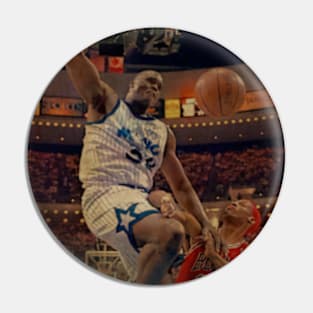 Dunk Shaquille O'Neal vs Dennis Rodman Vintage Pin