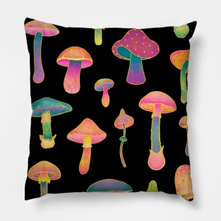 Trippy mushrooms Pillow