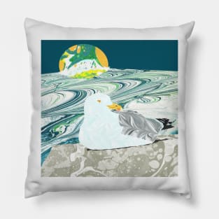 The seagull at the edge of the world Pillow