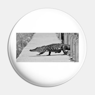 Gator Walking Pin