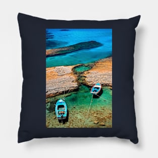 Safe from harm - Fyriplaka, Milos Pillow