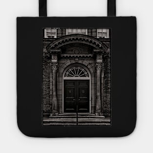 No 27 King's College Circle 1 with Border Tote