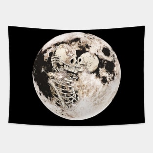 kiss to the moon and back Tapestry