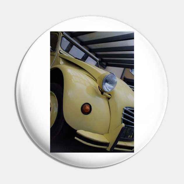 Citroen 2 CV another yellow duckling Pin by Roland69