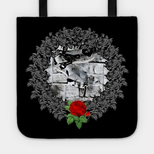 Snake Red Rose Wreath Tote