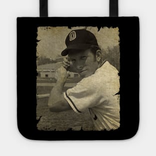 Mike Schmidt in Ohio University baseball Tote