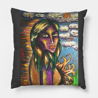 Alien queen Pillow