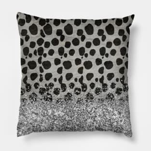 Giraffe silver glitter texture Pillow