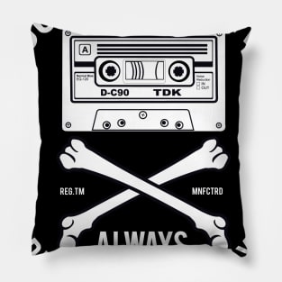 VINTAGE LOUDER THAN LIVE ALWAYS REMEMBER THAT DAY 1990 Pillow