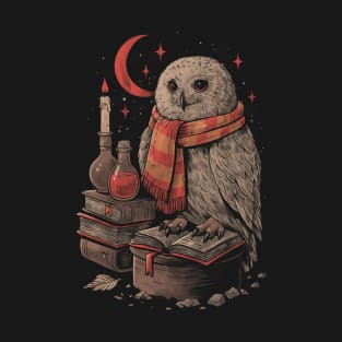 Mystic Owl Cute Book Reading T-Shirt