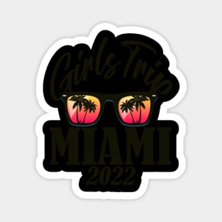 miami girls trip Magnet