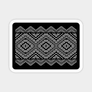 beautiful black and white Magnet