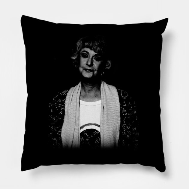 Vintage Bea Actress Funny Gift Men Women Pillow by WillyPierrot