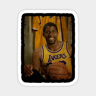 Magic Johnson in Lakers Vintage Magnet