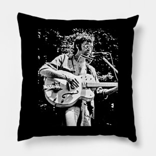 Neil Young / 1945 Pillow