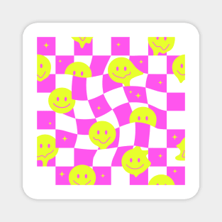 Checkered smiley pink Magnet