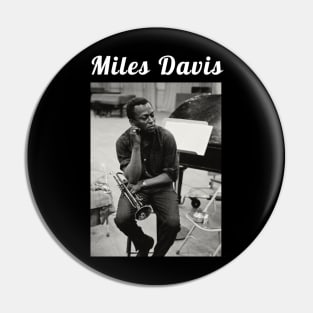 Miles Davis / 1926 Pin