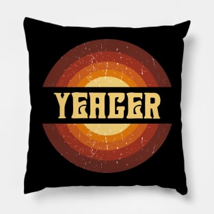 Vintage Proud Name Yeager Birthday Gifts Circle Pillow