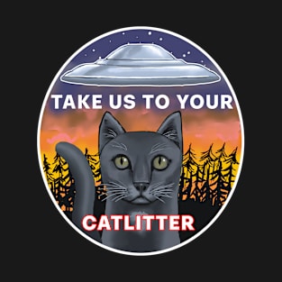 Alien cat saucer landing T-Shirt