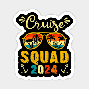 Family Trip Matching Group Travel Vintage Cruise Squad 2024 Magnet