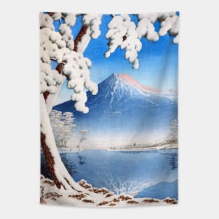 Snowfall on Mount Fuji Japanese vintage art Tapestry