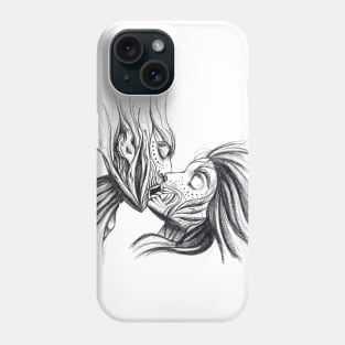 Two Wooden Aliens Kissing and in Love Phone Case