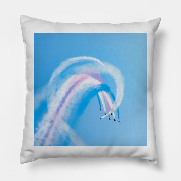 Red Arrows Pillow by ansaharju