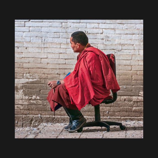 Monk, Gandan Monastery, Ullaanbataar, Mongolia. by bulljup