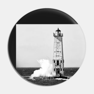 Frankfort "North Breakwater" Lighthouse - Black & White Pin