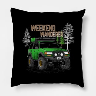 Toyota Land Cruiser Weekend Wanderer - Green Toyota Land Cruiser for Outdoor Enthusiasts Pillow