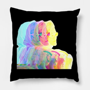 Vintage Lady Driver - Vintage Retro Aesthetic Pillow