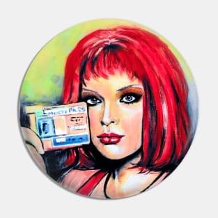 Leeloo Dallas Pin