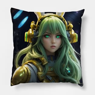 Green eyes Pillow