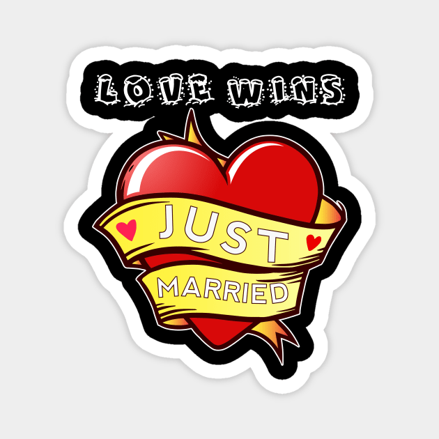 Love Wins, Love Wins design Magnet by Aratack Kinder