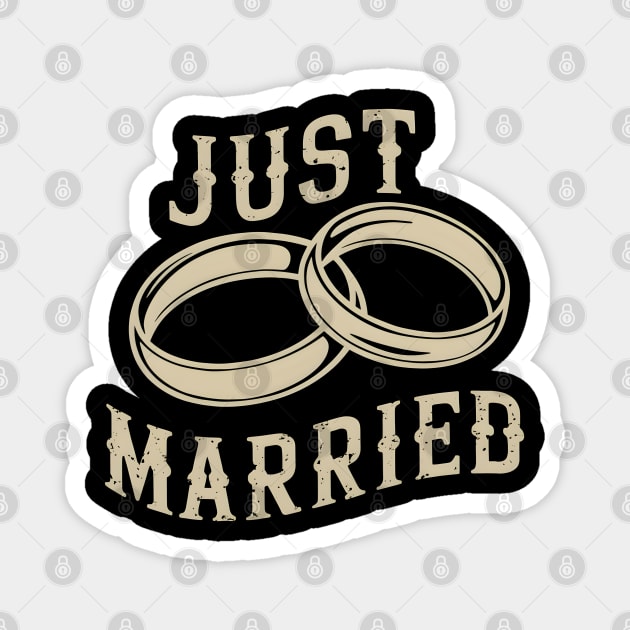 Just Married Magnet by MakerMind8.2