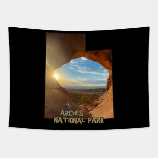 Utah Outline (Arches National Park - Partition Arch) Tapestry
