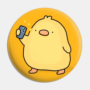 Birb Selfie Pin