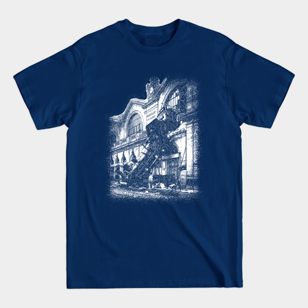 Discover Train Wreck At Montparnasse Station - Trains - T-Shirt