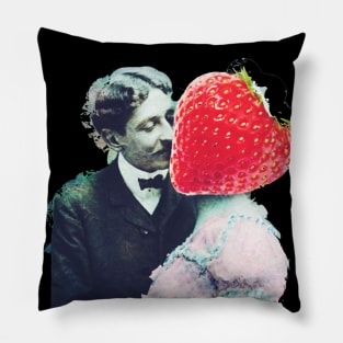 Strawberry love Pillow