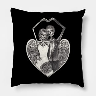Skeletons loves couple wedding. Pillow