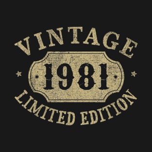 39 years old 39th Birthday Anniversary Gift Limited 1981 T-Shirt