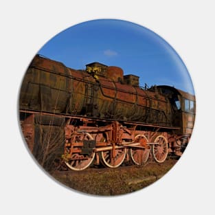 Vintage steam loco, Bucharest Pin